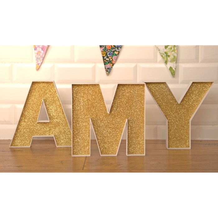 Letters glitter diy